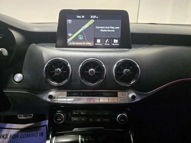 2018 Kia Stinger - Image 13 of 20