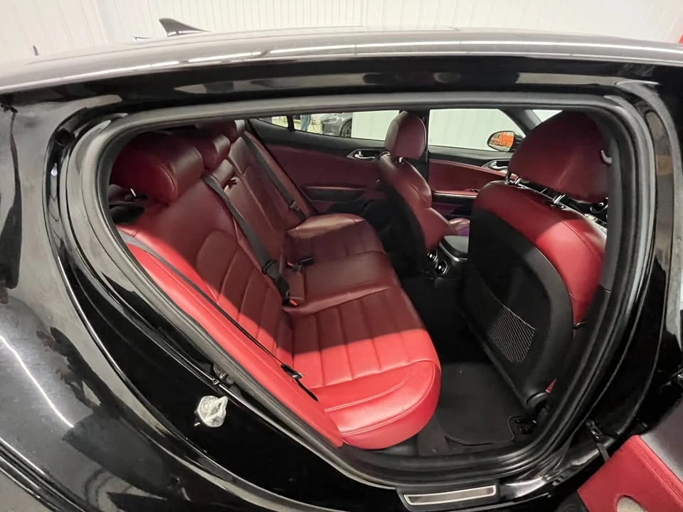 2018 Kia Stinger - Image 6 of 19