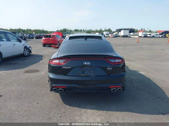 2018 Kia Stinger - Image 15 of 17