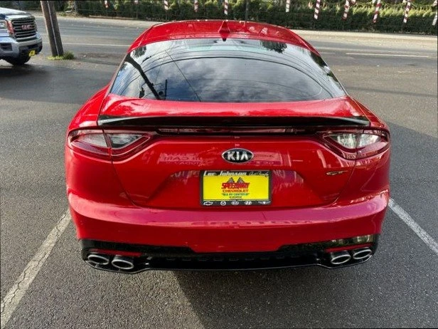 2018 Kia Stinger - Image 7 of 19