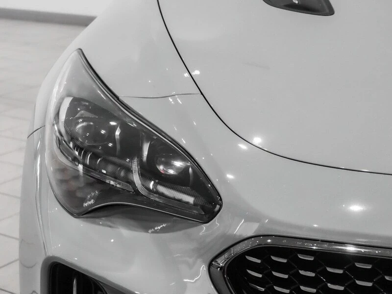 2018 Kia Stinger - Image 5 of 10