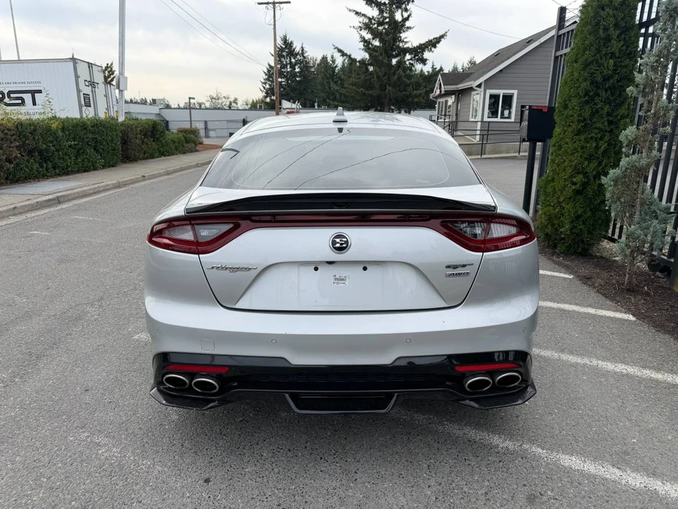 2018 Kia Stinger - Image 5 of 17