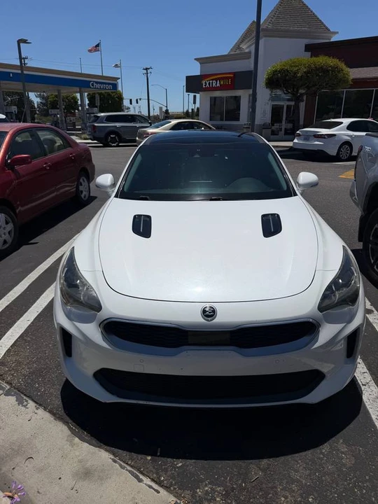 2018 Kia Stinger - Image 3 of 6