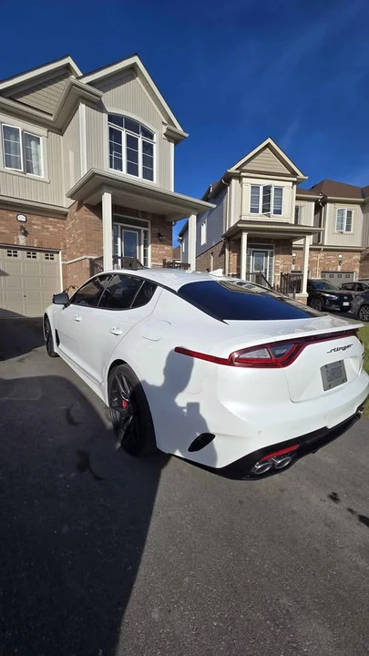 2018 Kia Stinger - Image 8 of 18