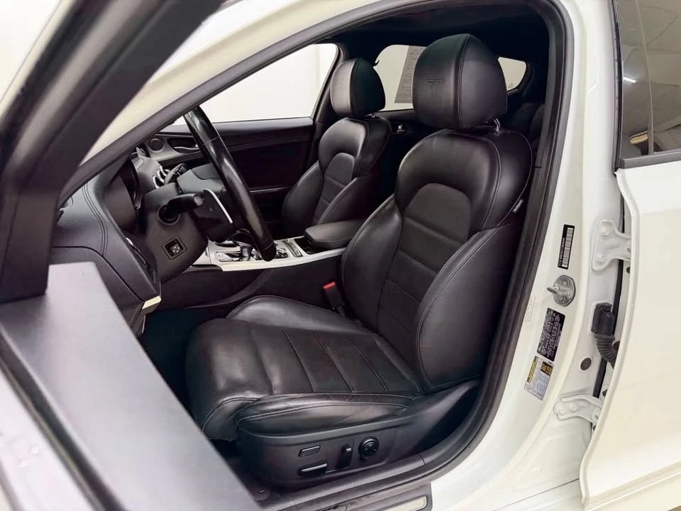 2018 Kia Stinger - Image 6 of 9