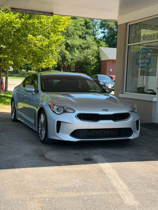 2018 Kia Stinger - Image 3 of 15