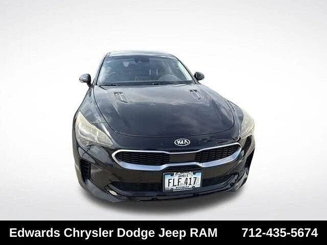 2018 Kia Stinger - Image 13 of 20