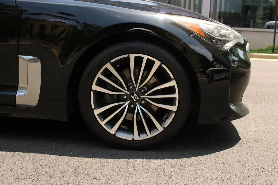 2018 Kia Stinger - Image 4 of 20