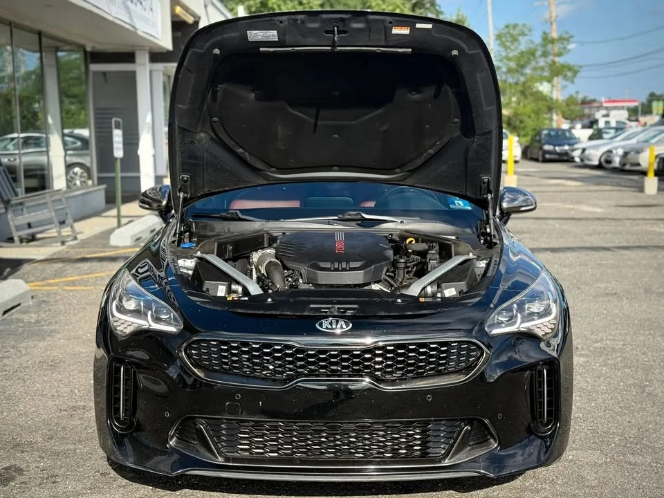 2018 Kia Stinger - Image 16 of 20