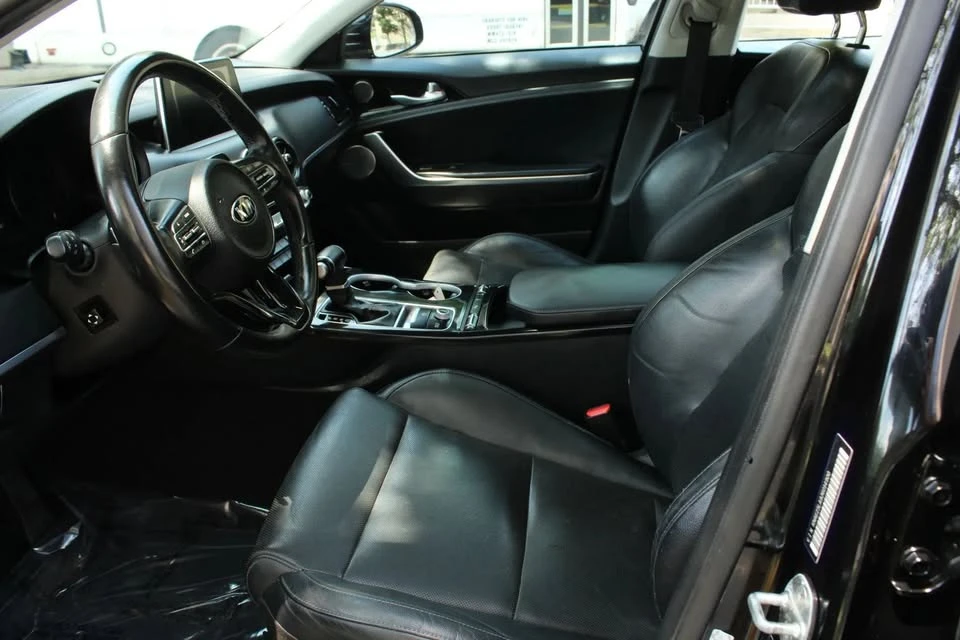 2018 Kia Stinger - Image 16 of 20