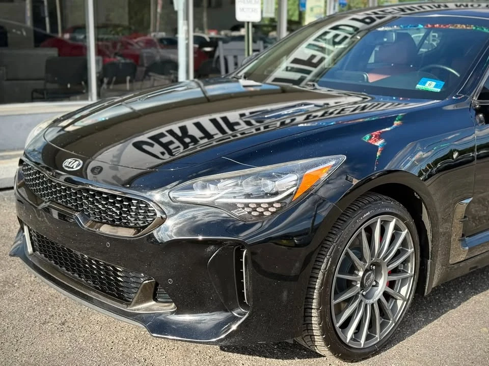 2018 Kia Stinger - Image 2 of 20