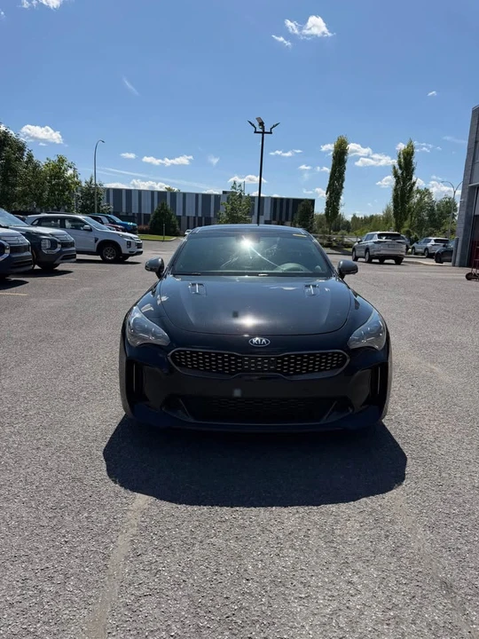 2018 Kia Stinger - Image 2 of 19