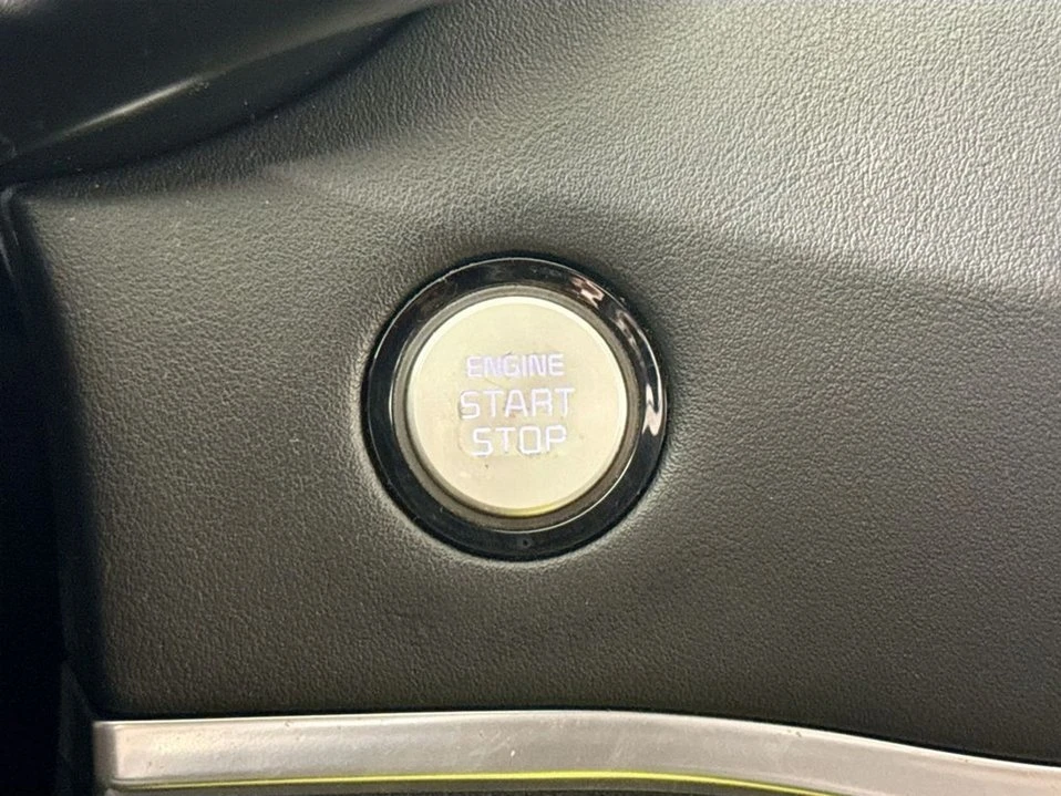 2018 Kia Stinger - Image 17 of 20