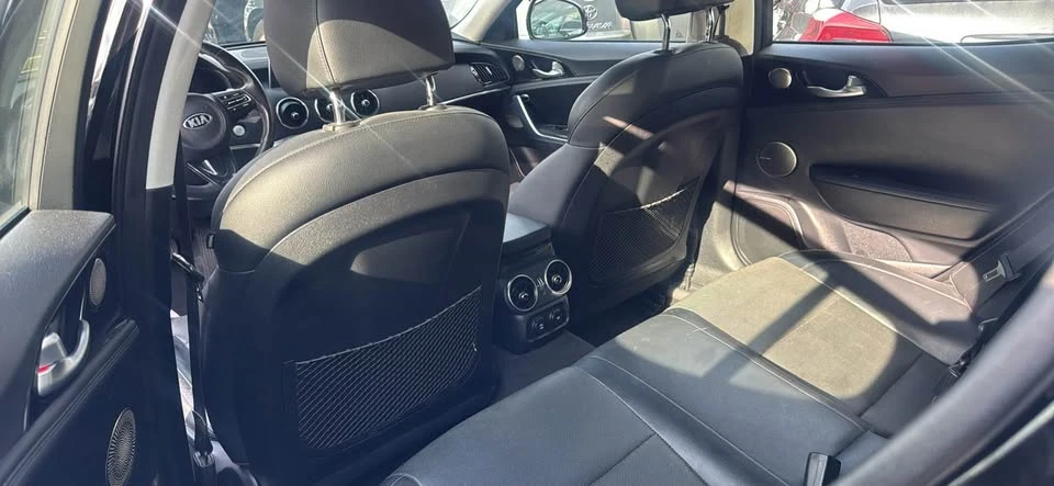 2018 Kia Stinger - Image 3 of 3