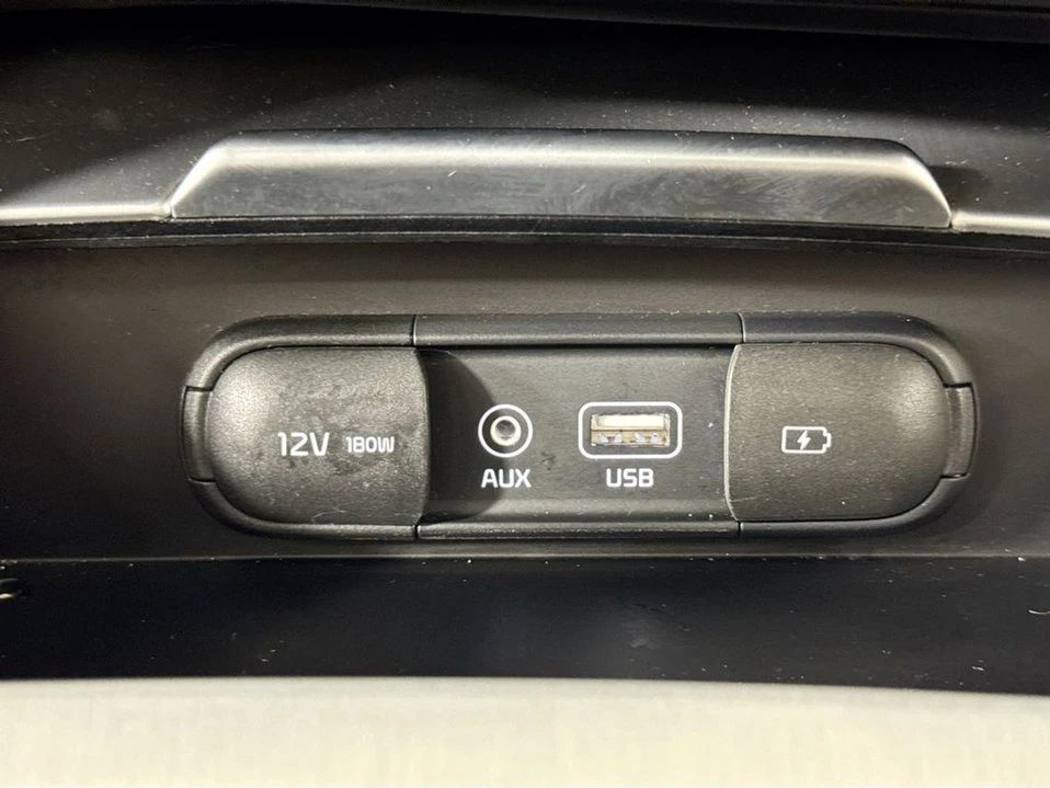 2018 Kia Stinger - Image 18 of 20