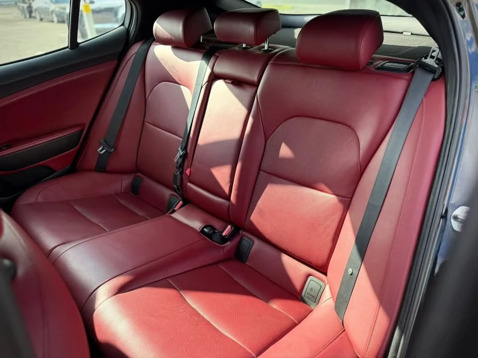 2018 Kia Stinger - Image 6 of 6