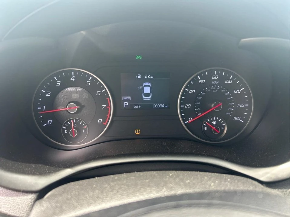 2018 Kia Stinger - Image 15 of 20