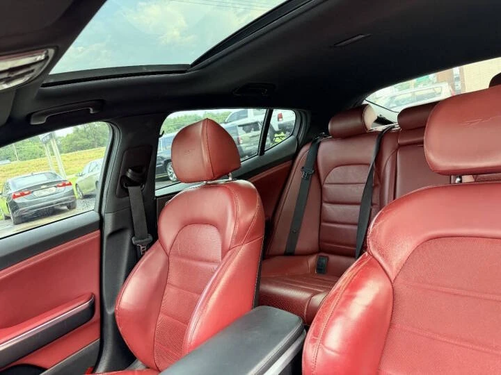 2018 Kia Stinger - Image 10 of 11