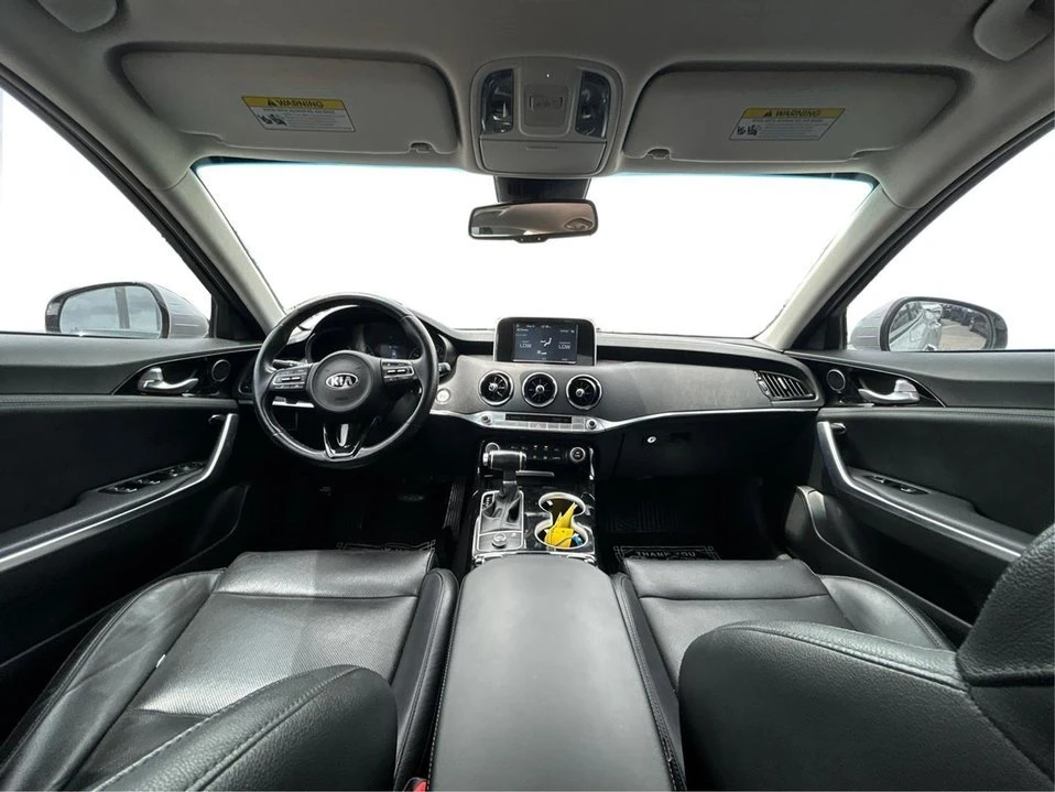 2018 Kia Stinger - Image 9 of 20