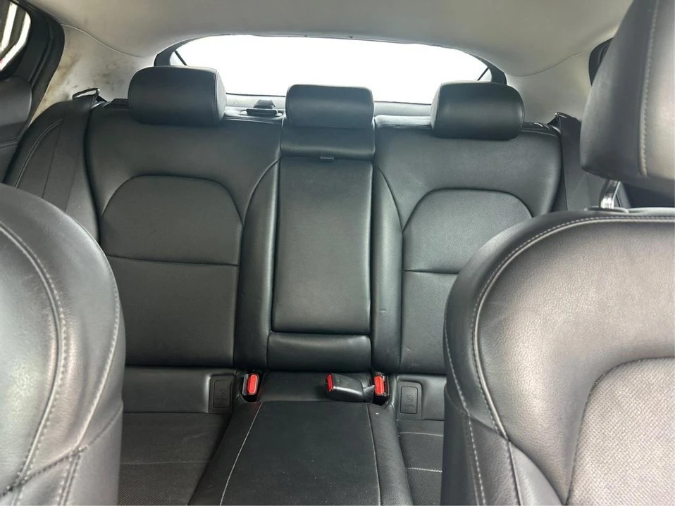 2018 Kia Stinger - Image 16 of 20