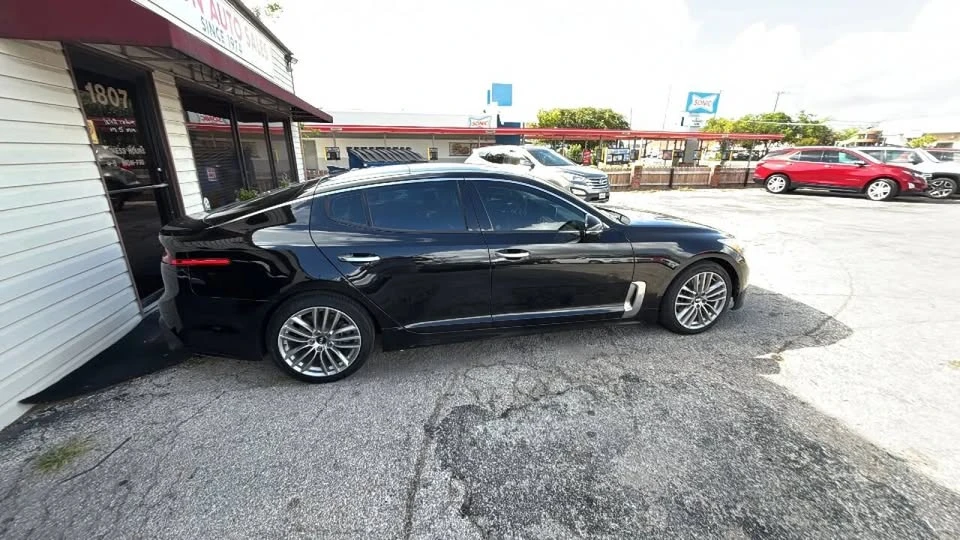 2018 Kia Stinger - Image 6 of 20