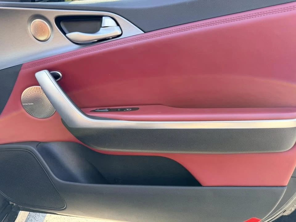 2018 Kia Stinger - Image 18 of 20