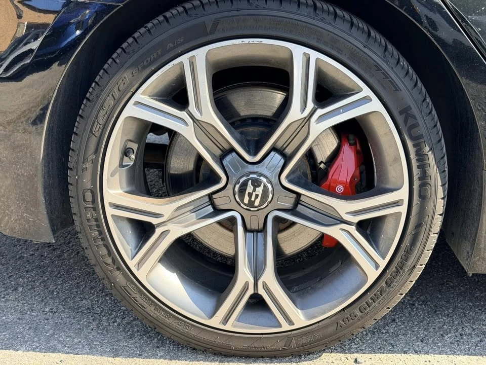 2018 Kia Stinger - Image 13 of 20