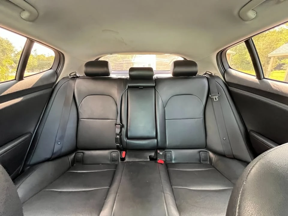 2018 Kia Stinger - Image 17 of 18