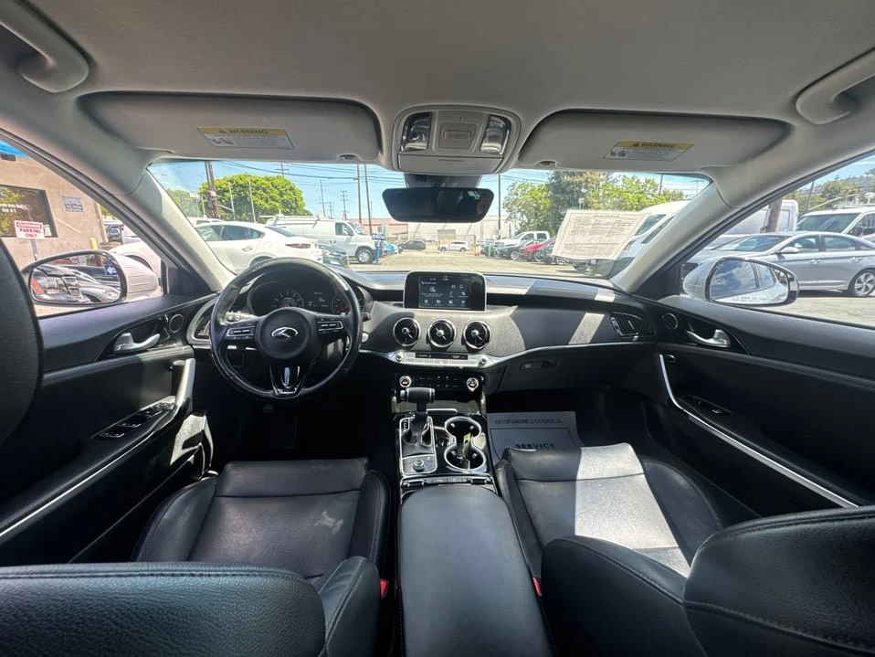 2018 Kia Stinger - Image 14 of 20