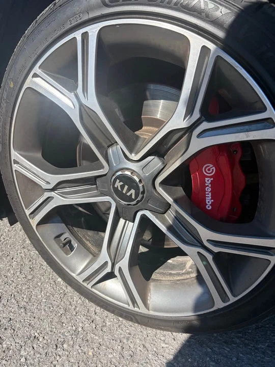 2018 Kia Stinger - Image 7 of 11