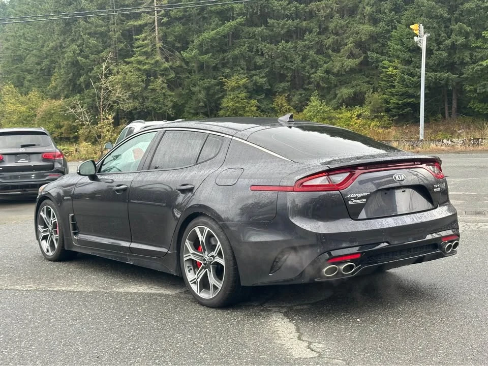 2018 Kia Stinger - Image 3 of 17