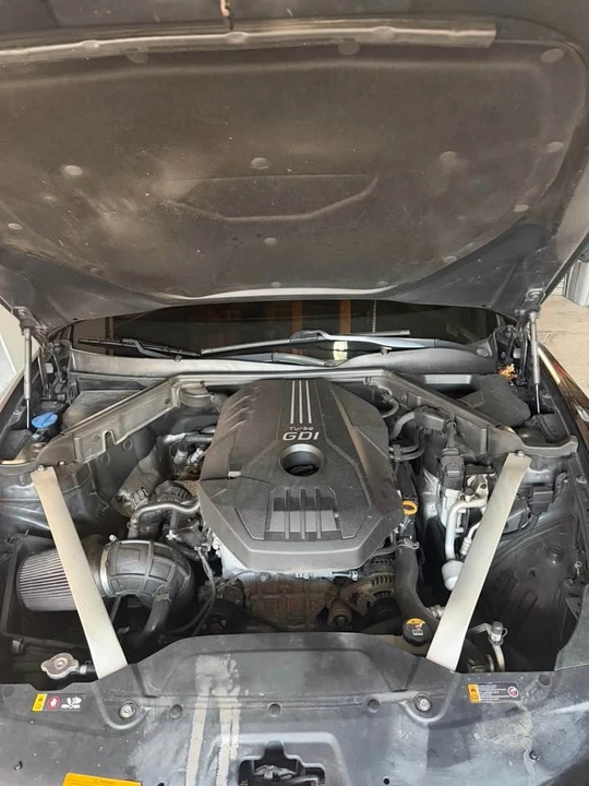 2018 Kia Stinger - Image 12 of 16
