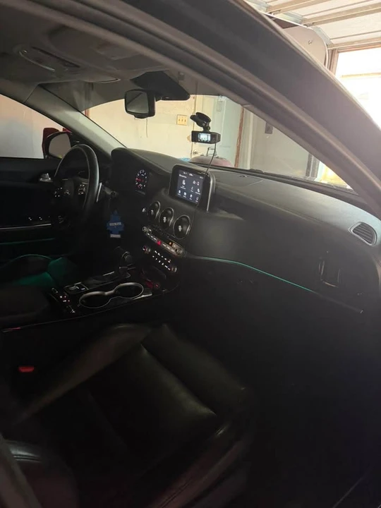 2018 Kia Stinger - Image 8 of 16