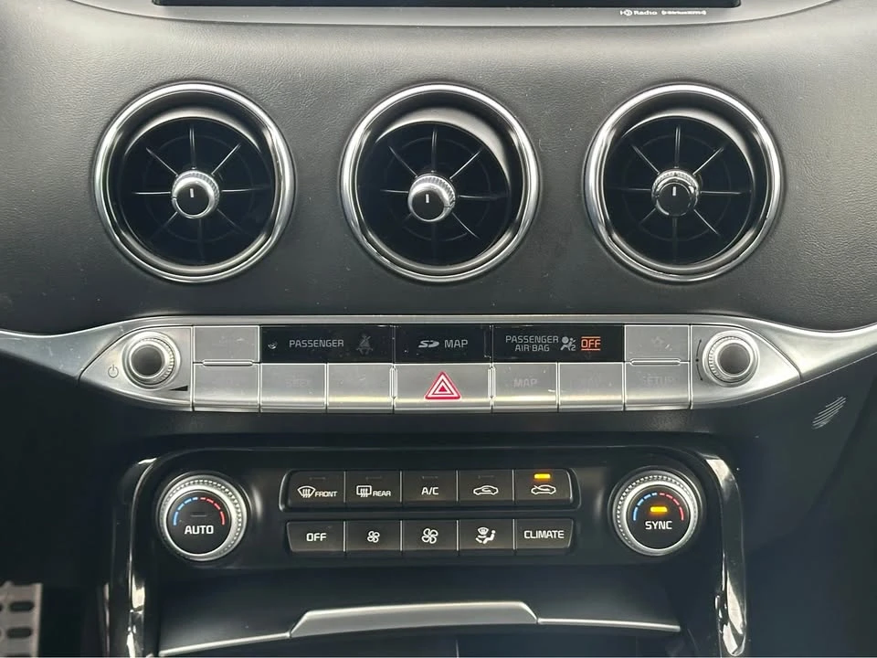 2018 Kia Stinger - Image 16 of 17