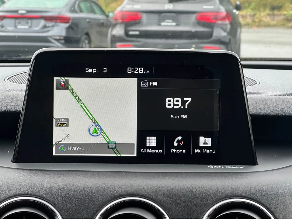 2018 Kia Stinger - Image 15 of 17