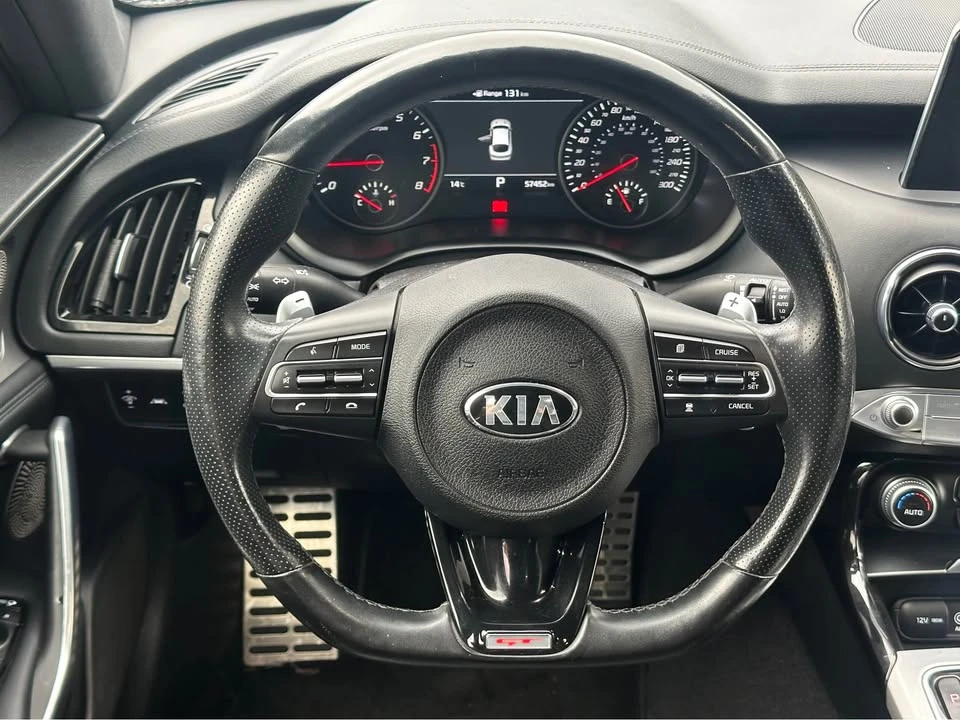 2018 Kia Stinger - Image 13 of 17