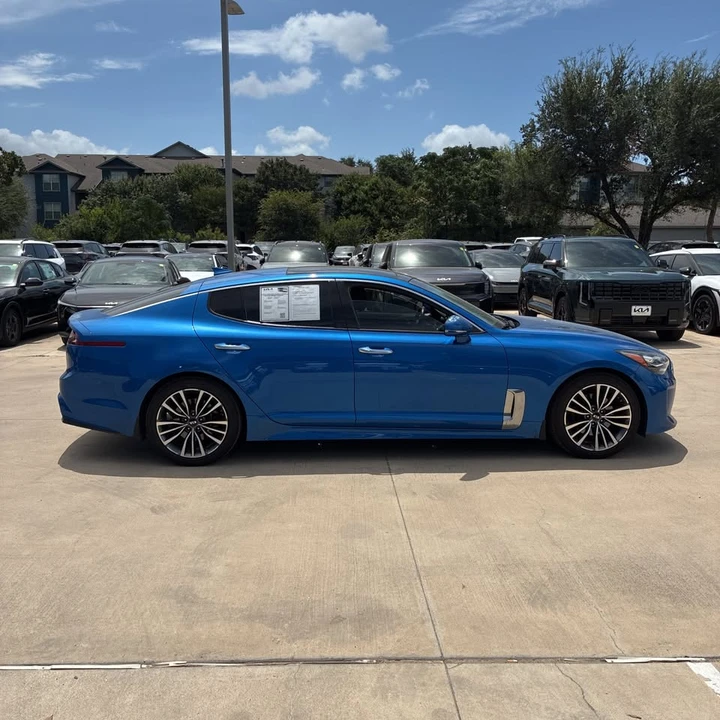 2018 Kia Stinger - Image 3 of 18