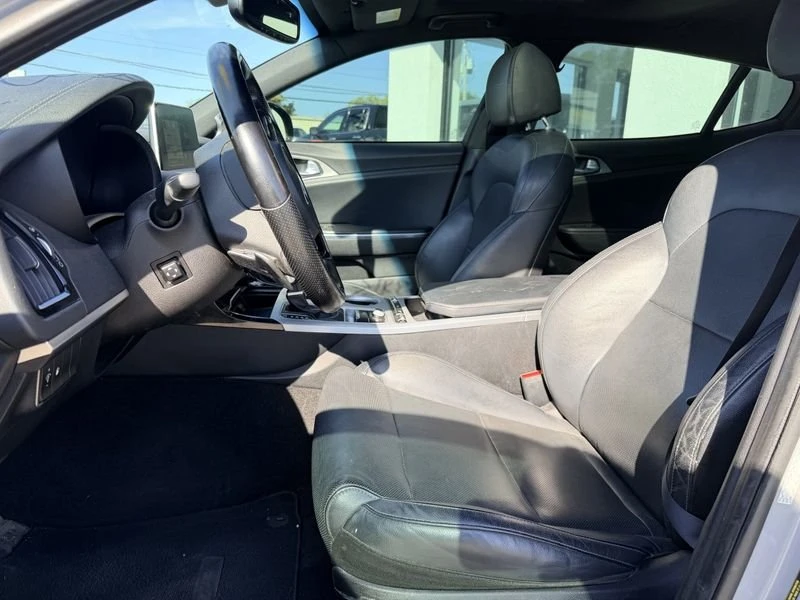 2018 Kia Stinger - Image 4 of 5