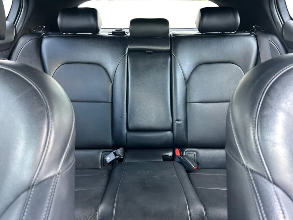 2018 Kia Stinger - Image 15 of 19