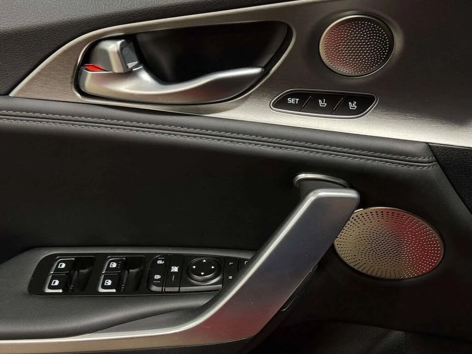 2018 Kia Stinger - Image 20 of 20