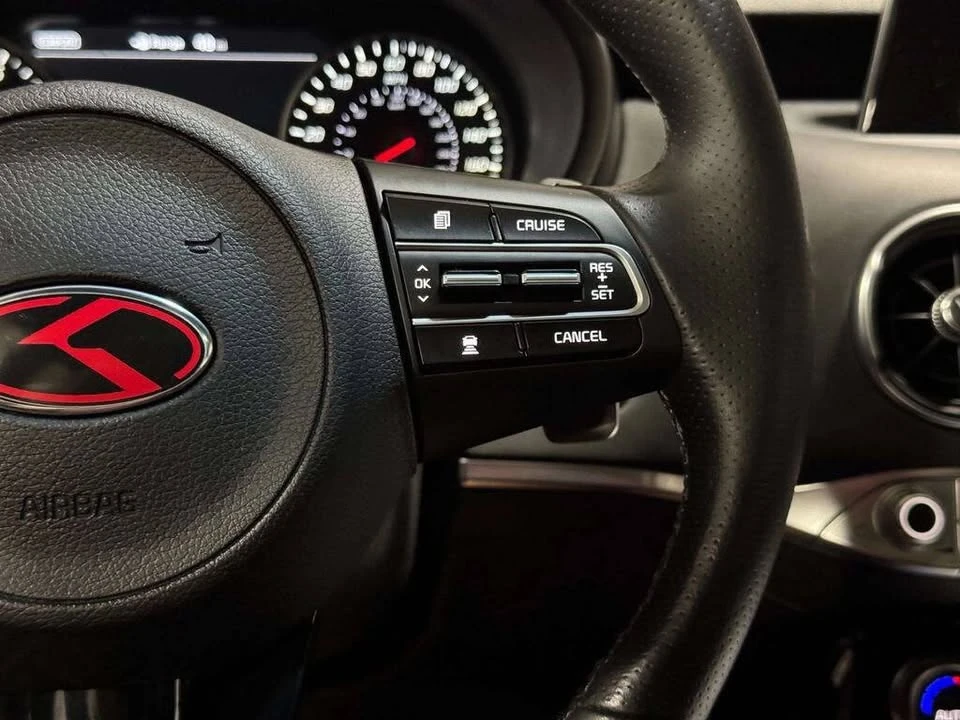 2018 Kia Stinger - Image 16 of 20