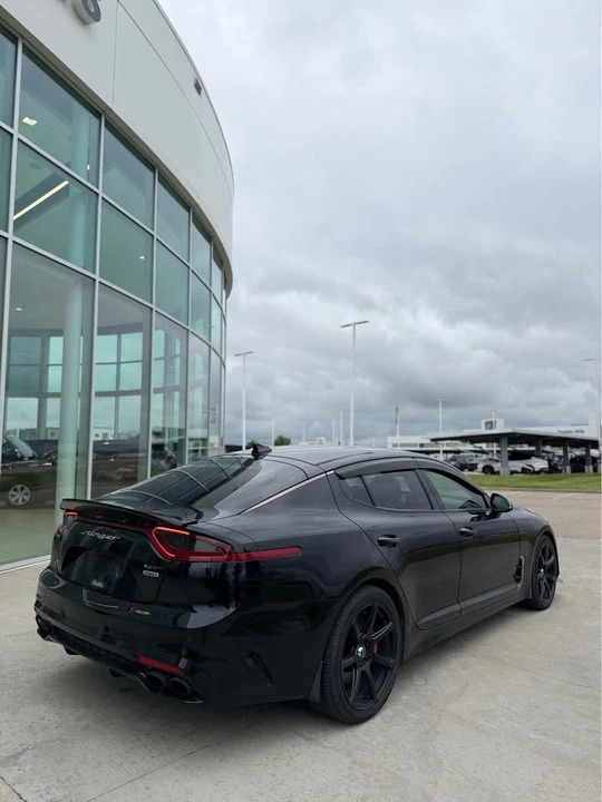 2018 Kia Stinger - Image 4 of 15