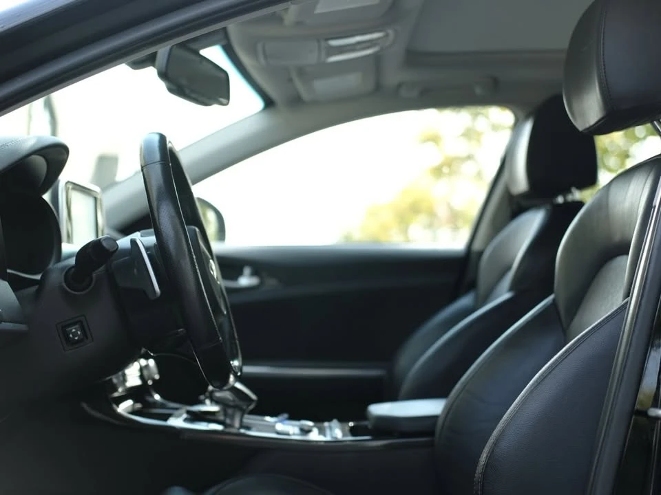 2018 Kia Stinger - Image 10 of 20