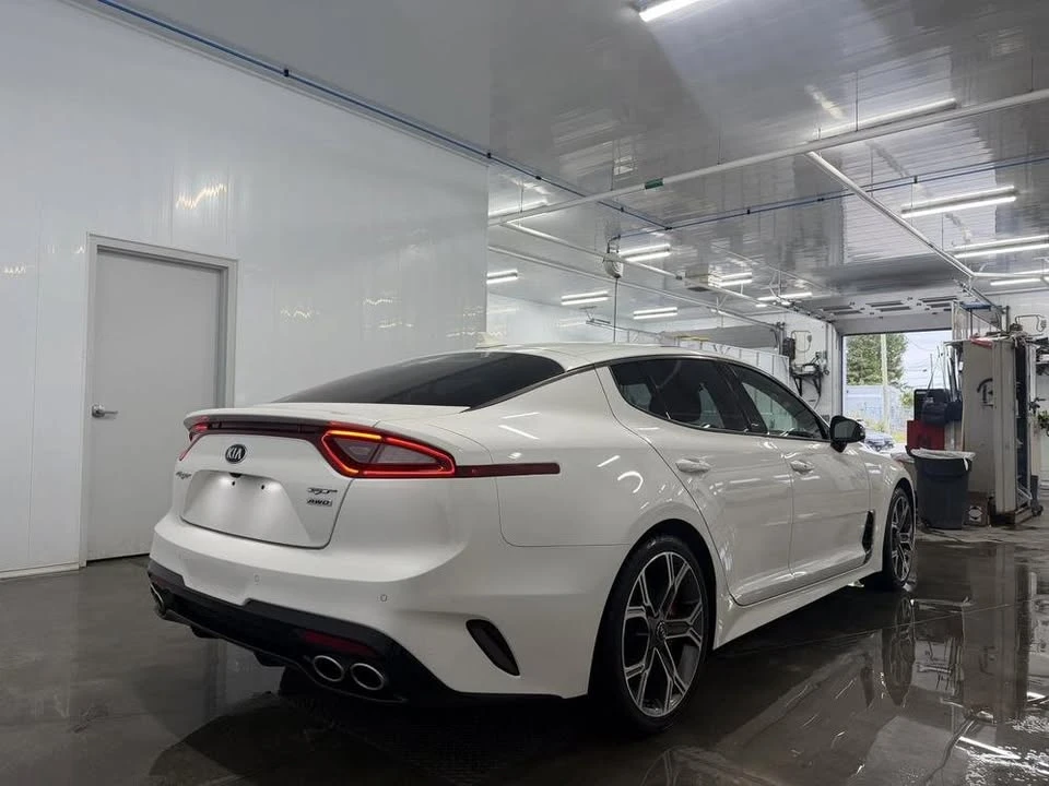 2018 Kia Stinger - Image 6 of 10
