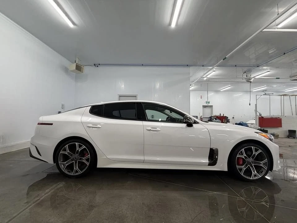 2018 Kia Stinger - Image 7 of 10