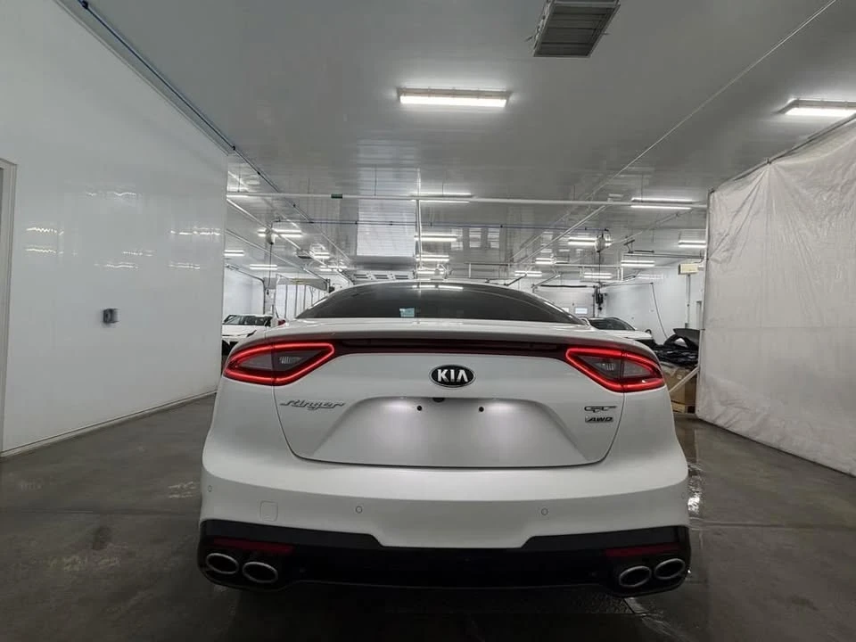 2018 Kia Stinger - Image 5 of 10