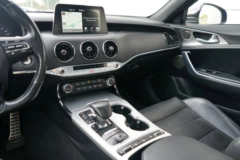 2018 Kia Stinger - Image 13 of 20