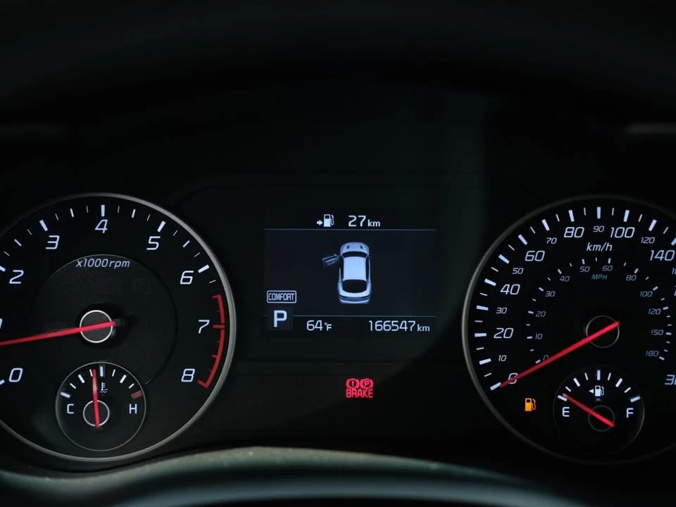 2018 Kia Stinger - Image 16 of 20