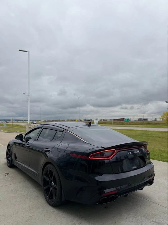 2018 Kia Stinger - Image 6 of 15