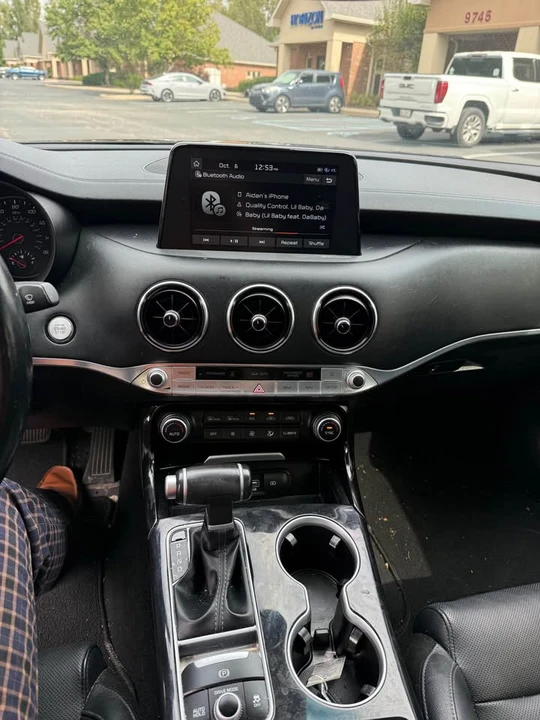 2018 Kia Stinger - Image 9 of 10
